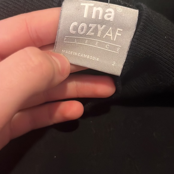 TNA Aritzia Cozy Fleece Mega Mock Sweatshirt black size 2 - Picture 7 of 7